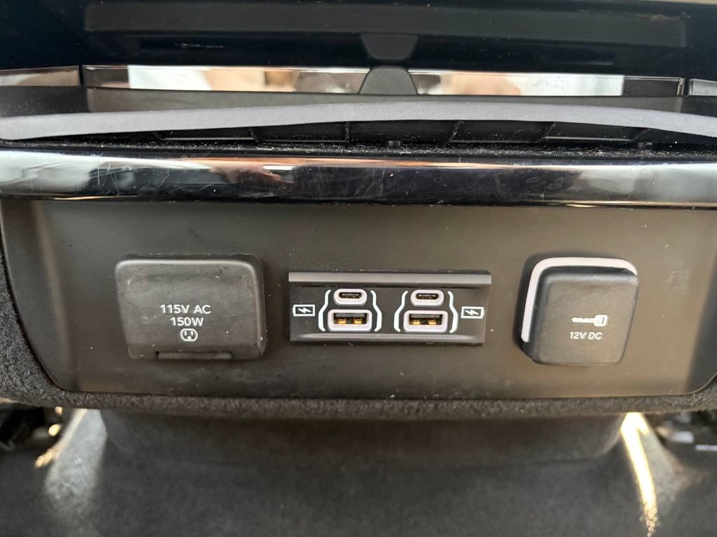 Used 2023 Jeep Wagoneer L 4WD w/ Premium Group I image 67