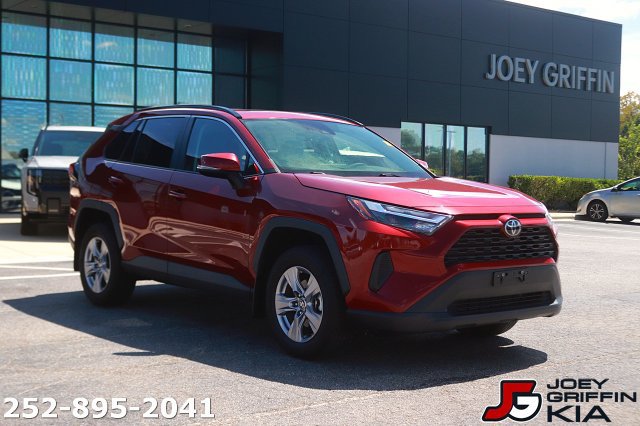 Used 2024 Toyota RAV4 XLE w/ Convenience Package AWD/4WD image 3