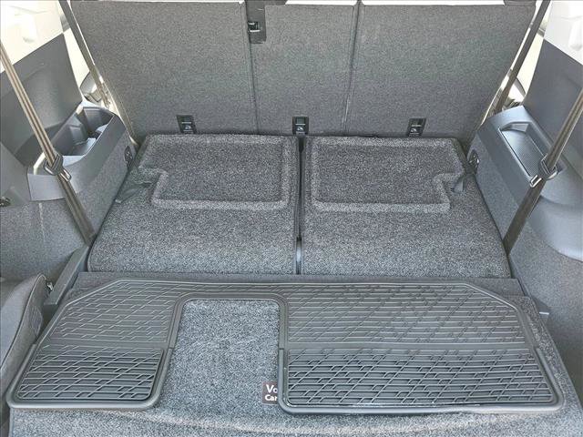 Used 2018 Volkswagen Tiguan SEL FWD image 6