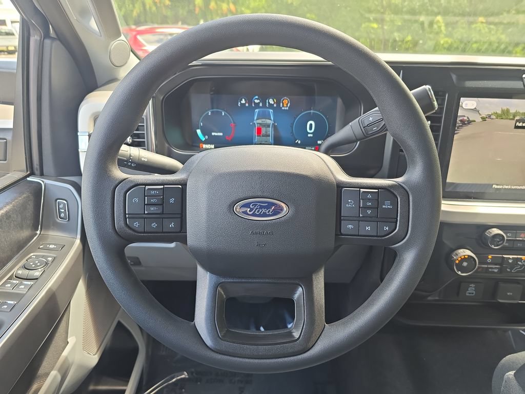 New 2026 Ford F250 XLT w/ XLT Premium Package AWD/4WD image 18
