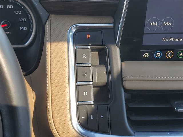 Used 2021 Chevrolet Suburban Premier w/ Premium Package image 25