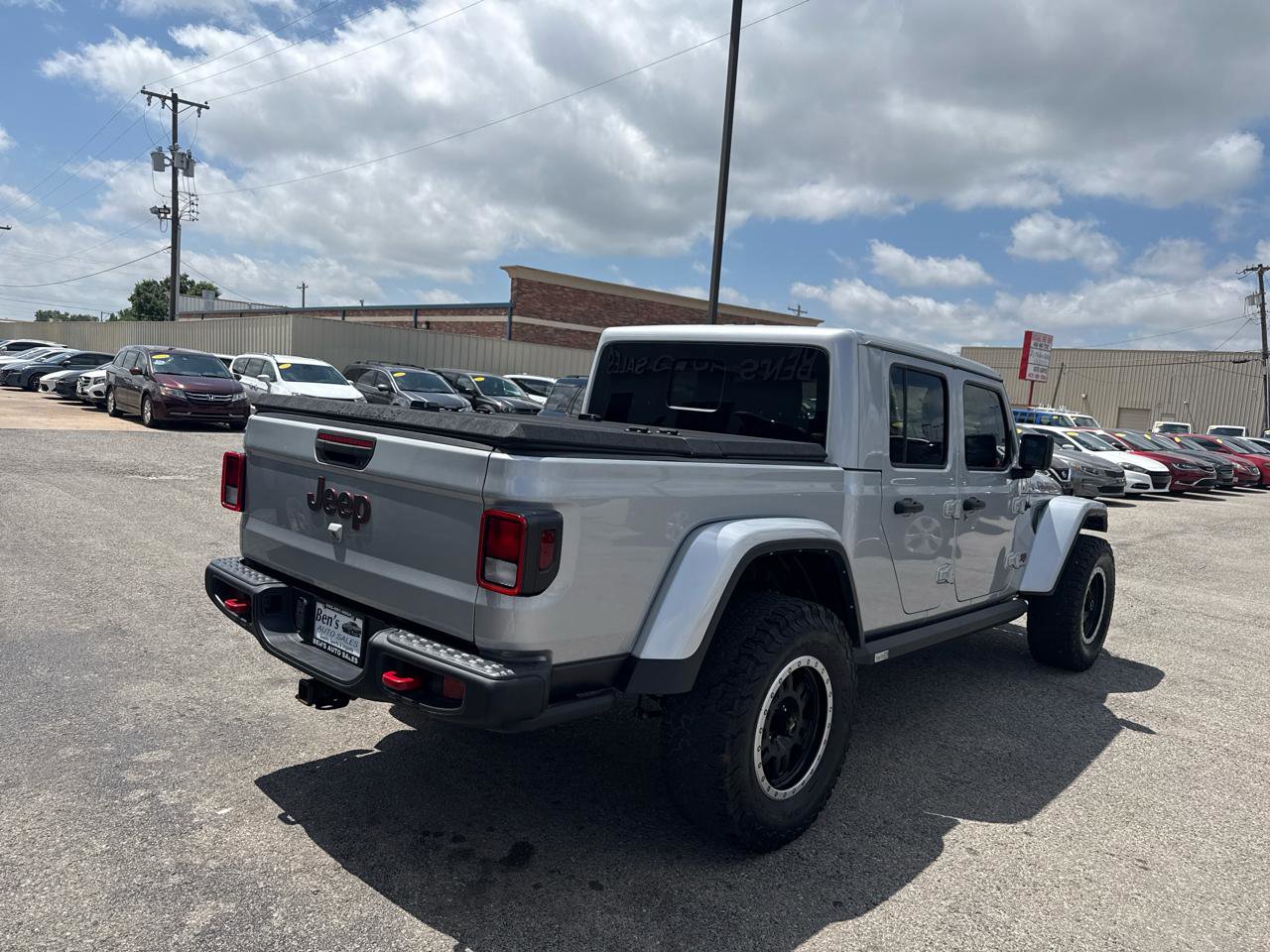 Used 2022 Jeep Gladiator Rubicon w/ Cold Weather Group AWD/4WD image 7