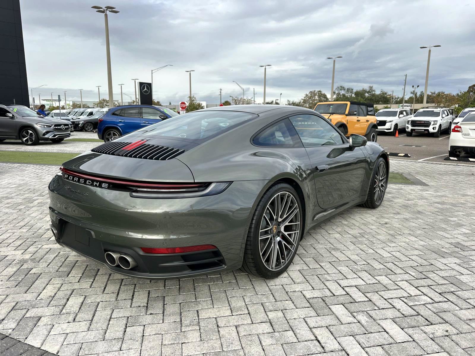 Used 2024 Porsche 911 Carrera 4S w/ Sport Chrono Package image 4