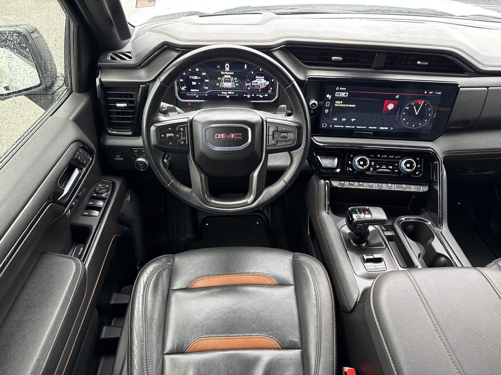 Used 2024 GMC Sierra 1500 AT4 w/ Technology Package image 14