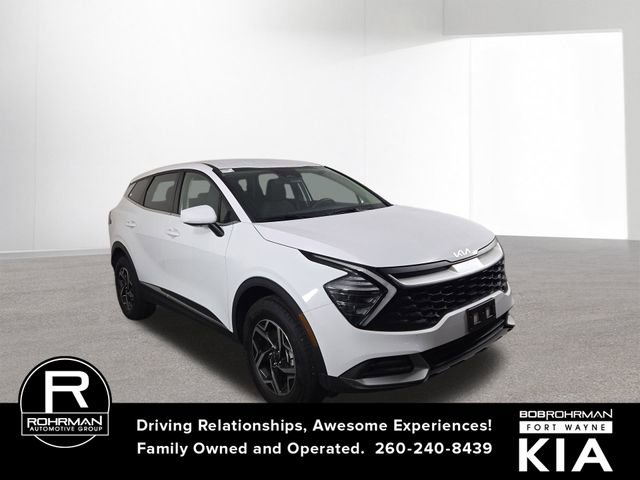 Certified 2025 Kia Sportage LX image 4