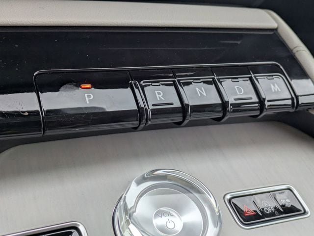 New 2026 Lincoln Navigator Reserve AWD/4WD image 7