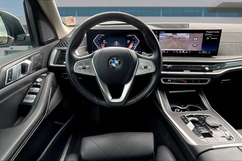 Used 2025 BMW X7 xDrive40i AWD/4WD image 8