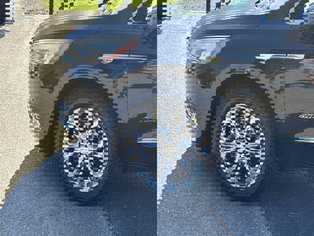 Used 2021 Buick Enclave Avenir w/ Avenir Technology Package image 9