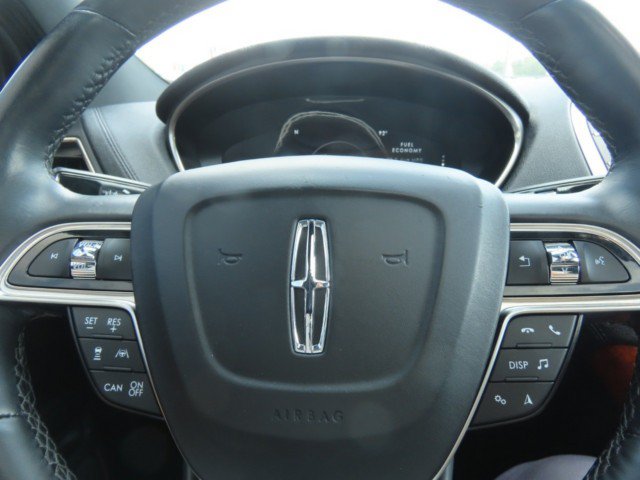 Used 2020 Lincoln Nautilus Reserve w/ Equipment Group 201A FWD image 26