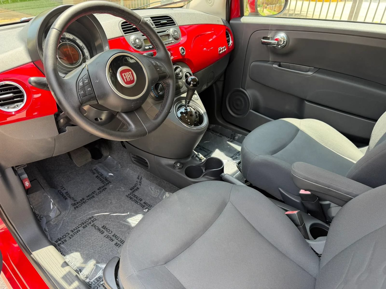Used 2015 FIAT 500 Pop FWD image 28