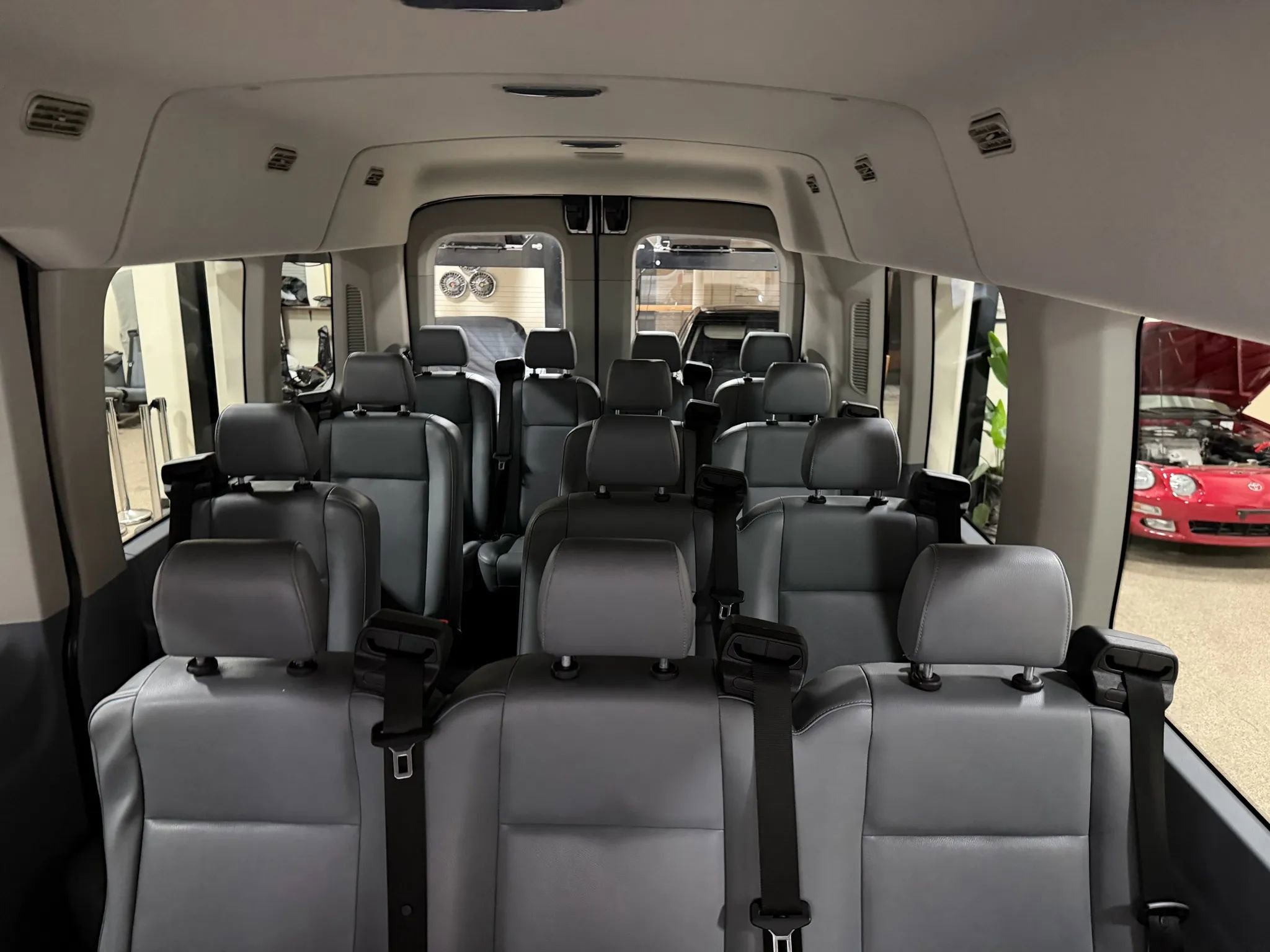 Used 2017 Ford Transit 350 XL RWD image 36