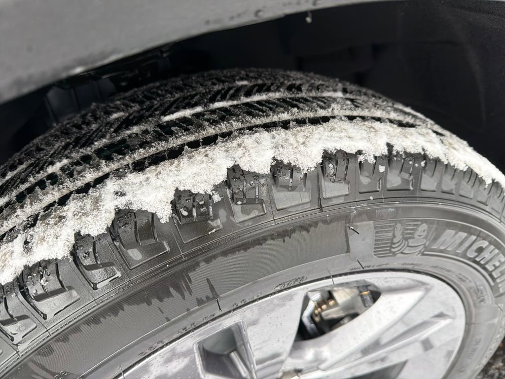 New 2026 Ford Explorer Active w/ Active Comfort Package image 27