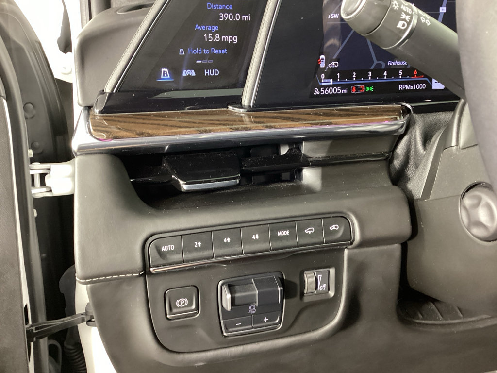 Used 2023 Cadillac Escalade Sport Platinum w/ LPO, ONYX Package AWD/4WD image 26