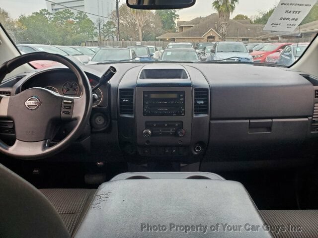 Used 2010 Nissan Titan SE RWD image 22