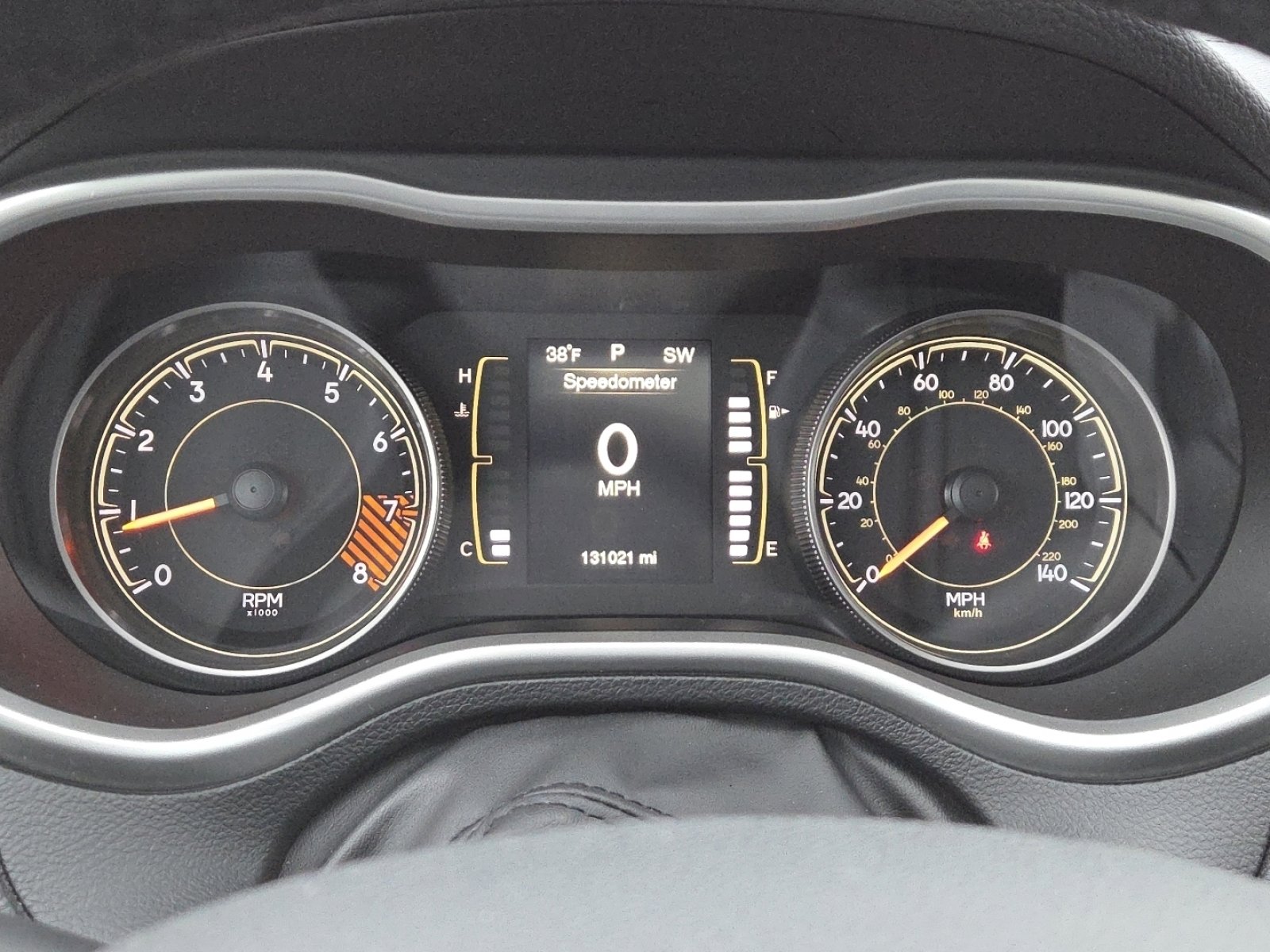 Used 2014 Jeep Cherokee Latitude w/ Comfort/Convenience Group image 27