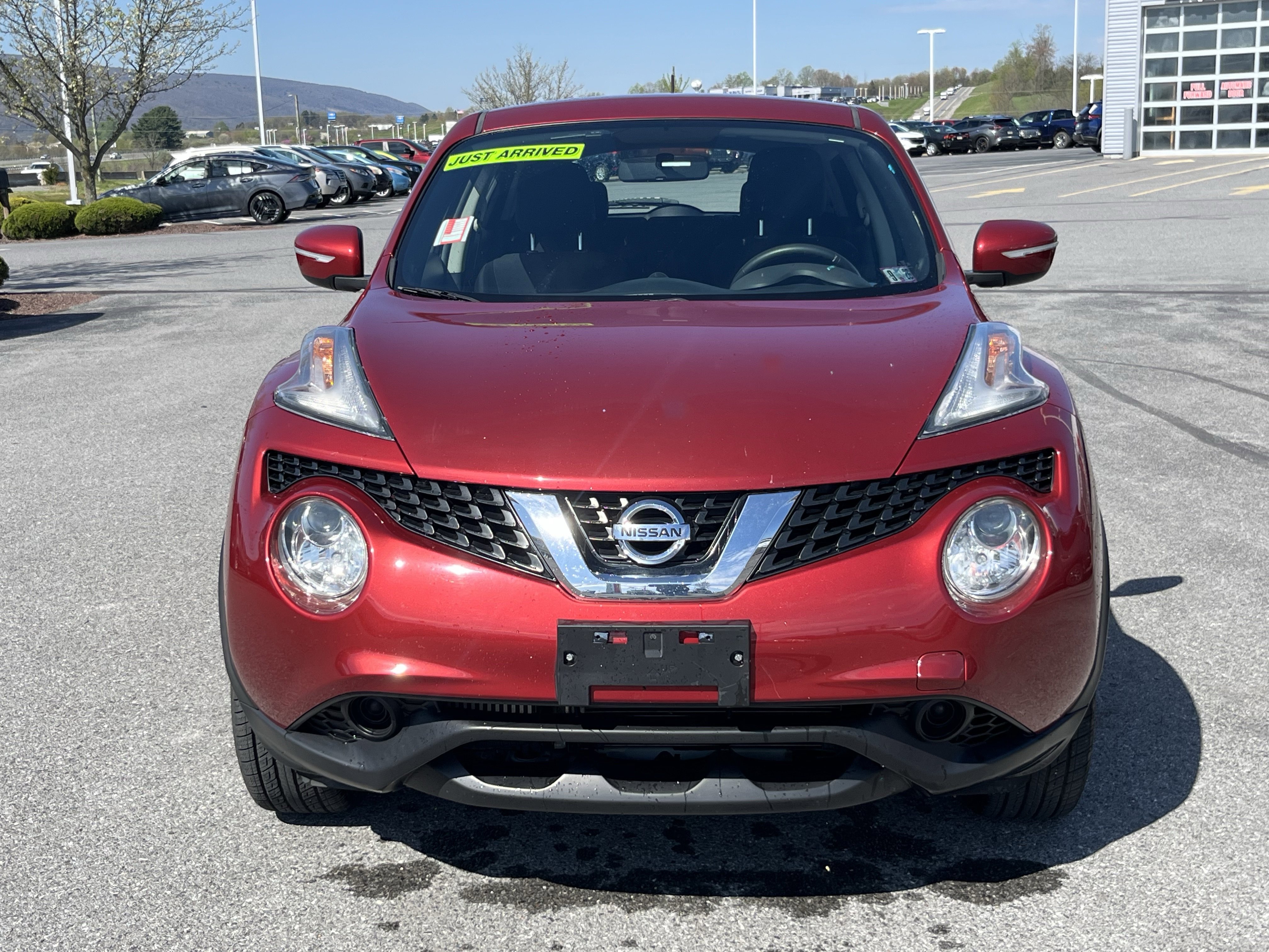 Used 2016 Nissan Juke S image 11