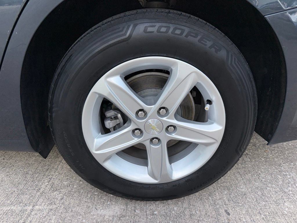 Used 2019 Chevrolet Malibu LS FWD image 37