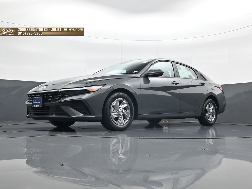 Certified 2024 Hyundai Elantra SE FWD image 21