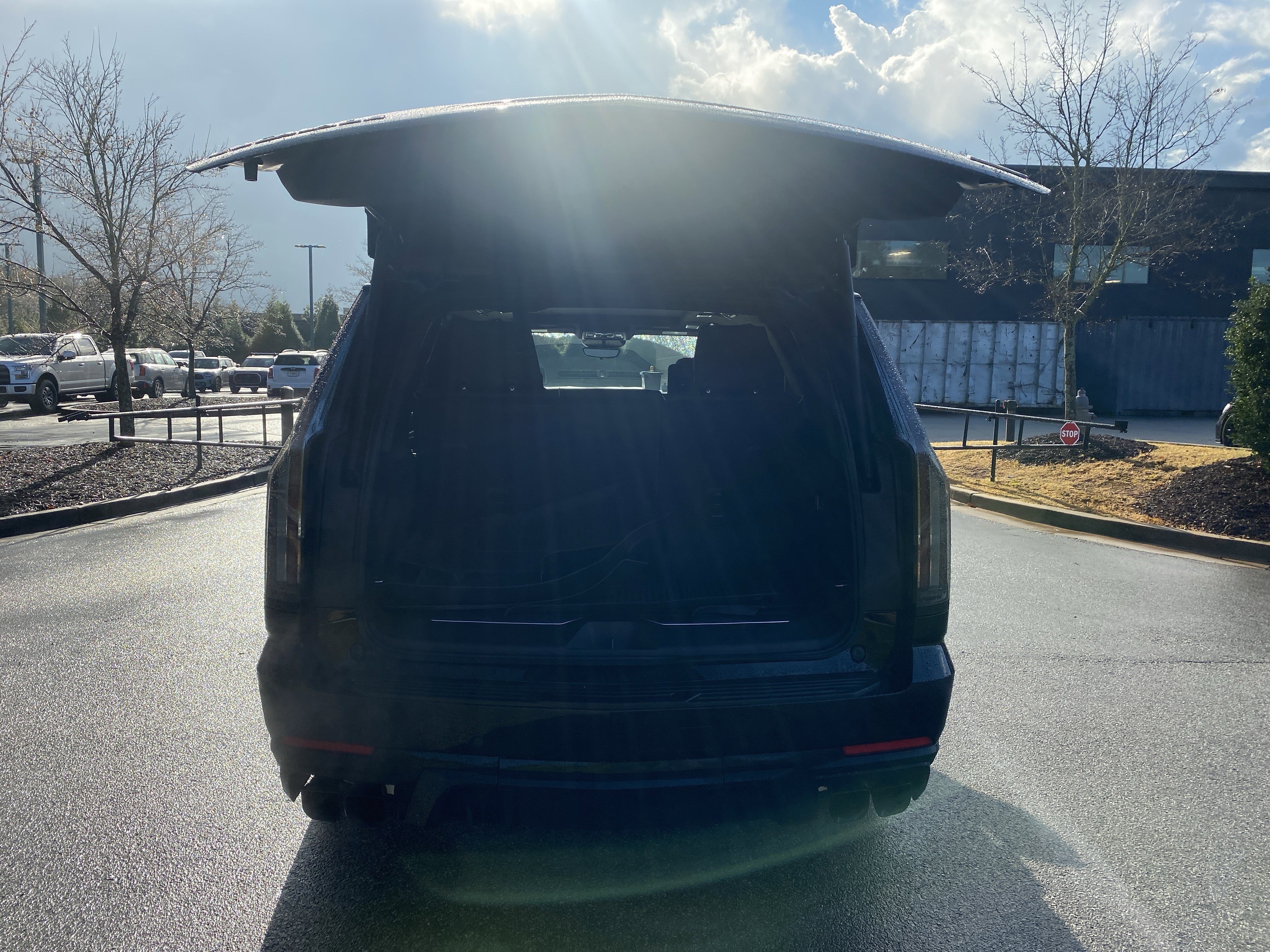 Used 2025 Cadillac Escalade V image 59