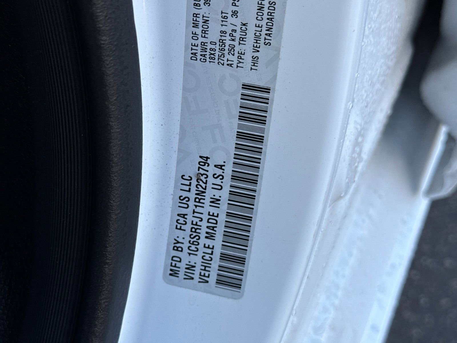 Used 2024 RAM 1500 Laramie image 32