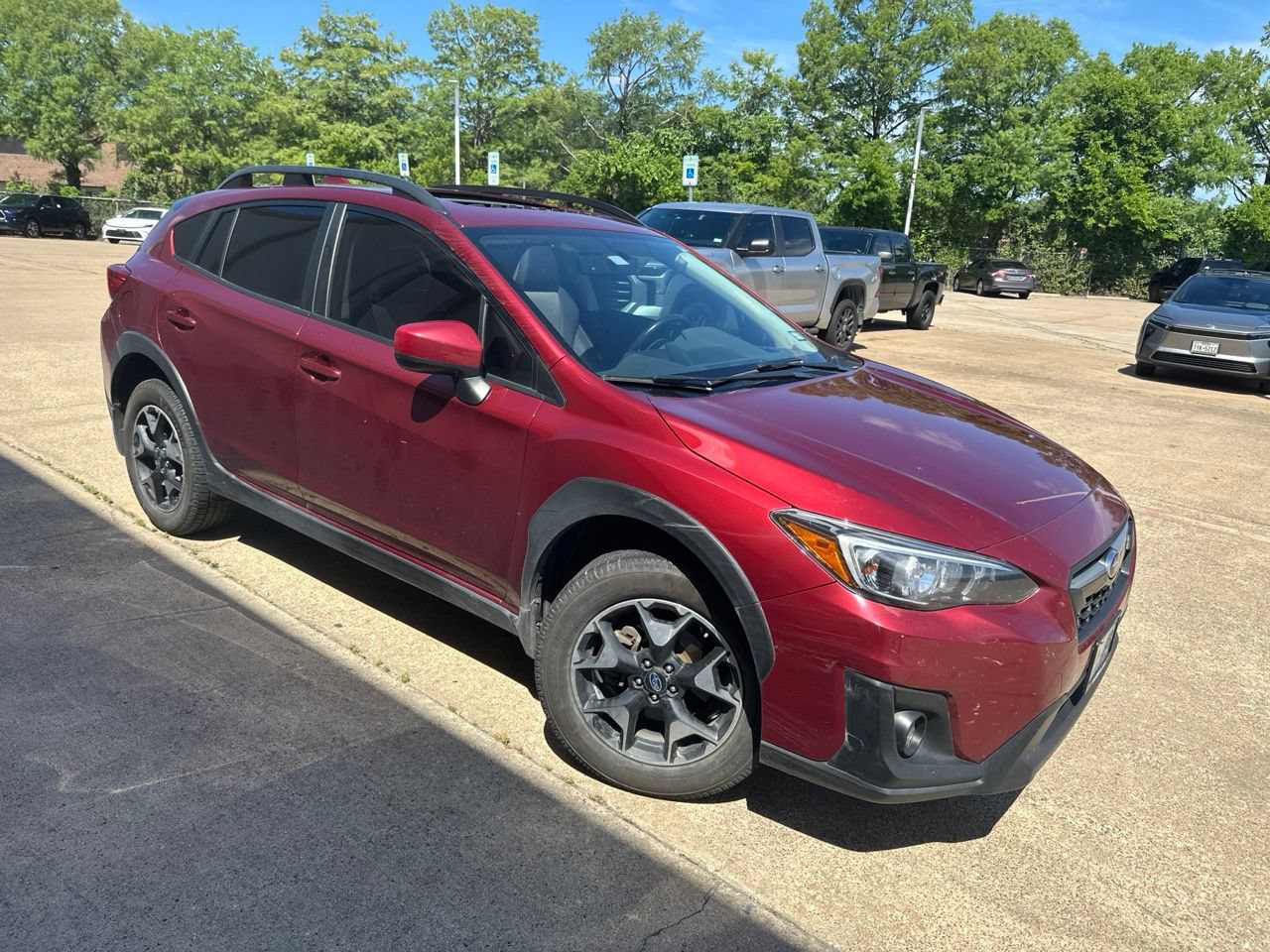 Used 2019 Subaru Crosstrek 2.0i Premium w/ Moonroof Package AWD/4WD image 2