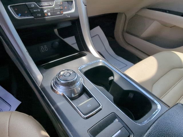 Used 2019 Ford Fusion SEL FWD image 19
