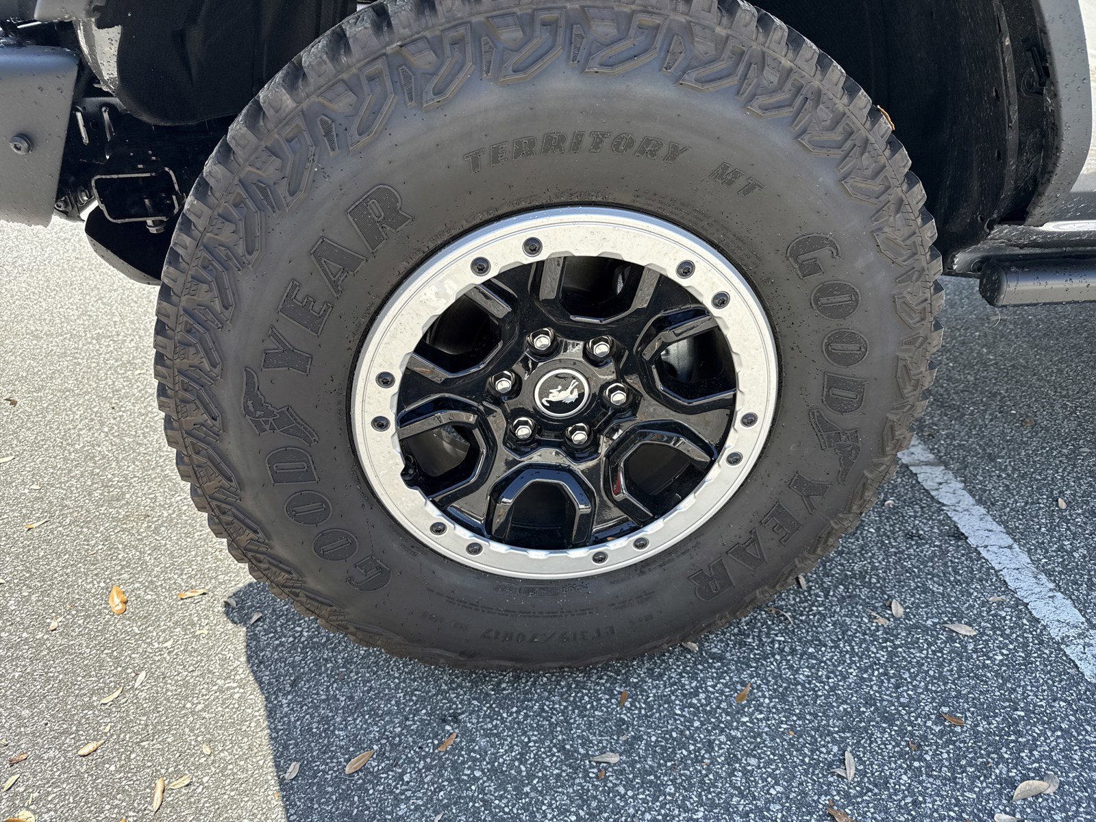 Used 2024 Ford Bronco Badlands image 12