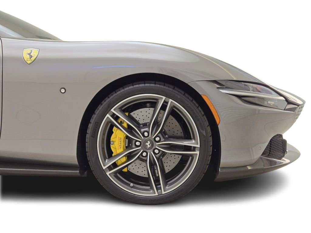 Used 2022 Ferrari Roma RWD image 8