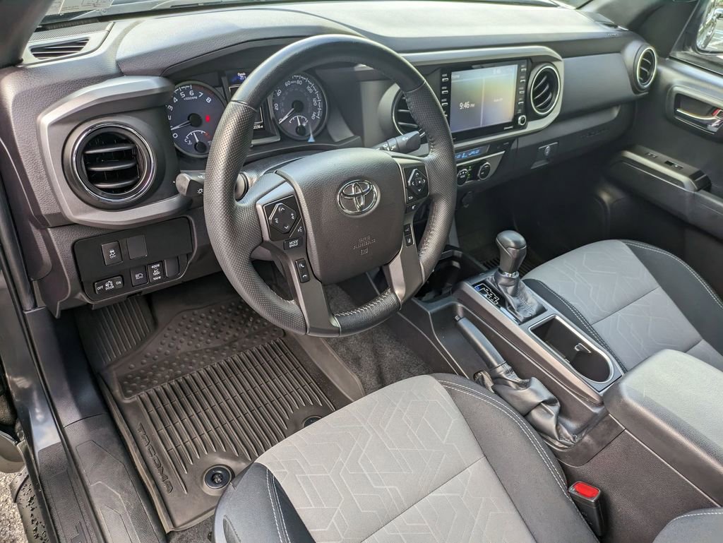 Used 2022 Toyota Tacoma TRD Off-Road image 11