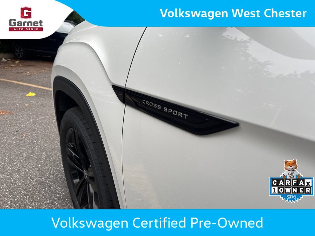 Certified 2023 Volkswagen Atlas Cross Sport SEL R-Line AWD/4WD image 36