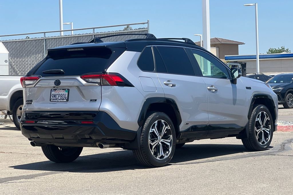 Certified 2024 Toyota RAV4 XSE w/ Weather Package AWD/4WD image 5