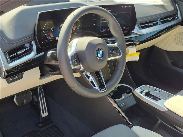 Used 2026 BMW X1 xDrive28i w/ Technology Package AWD/4WD image 3