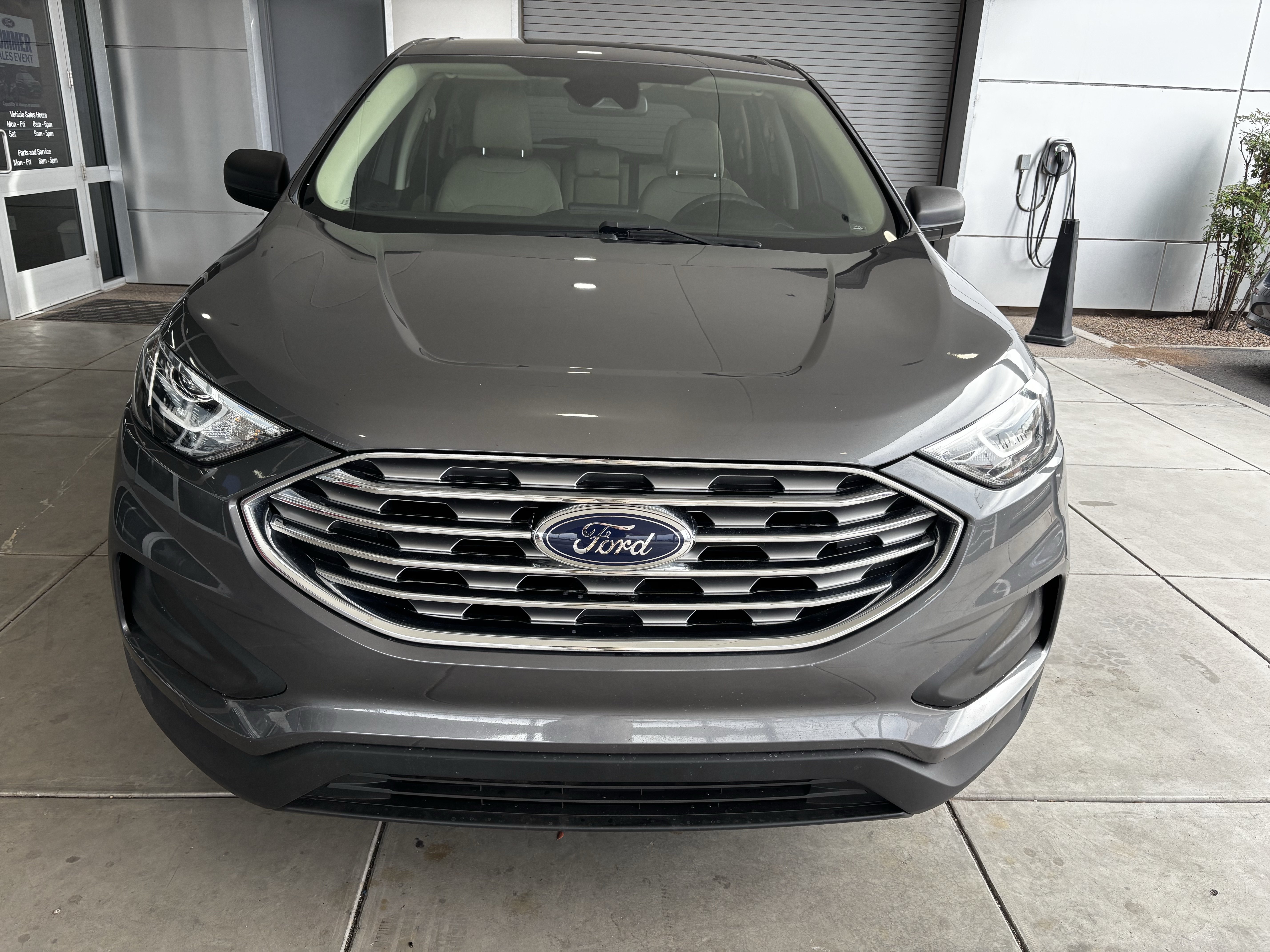 Used 2022 Ford Edge SE AWD/4WD image 2