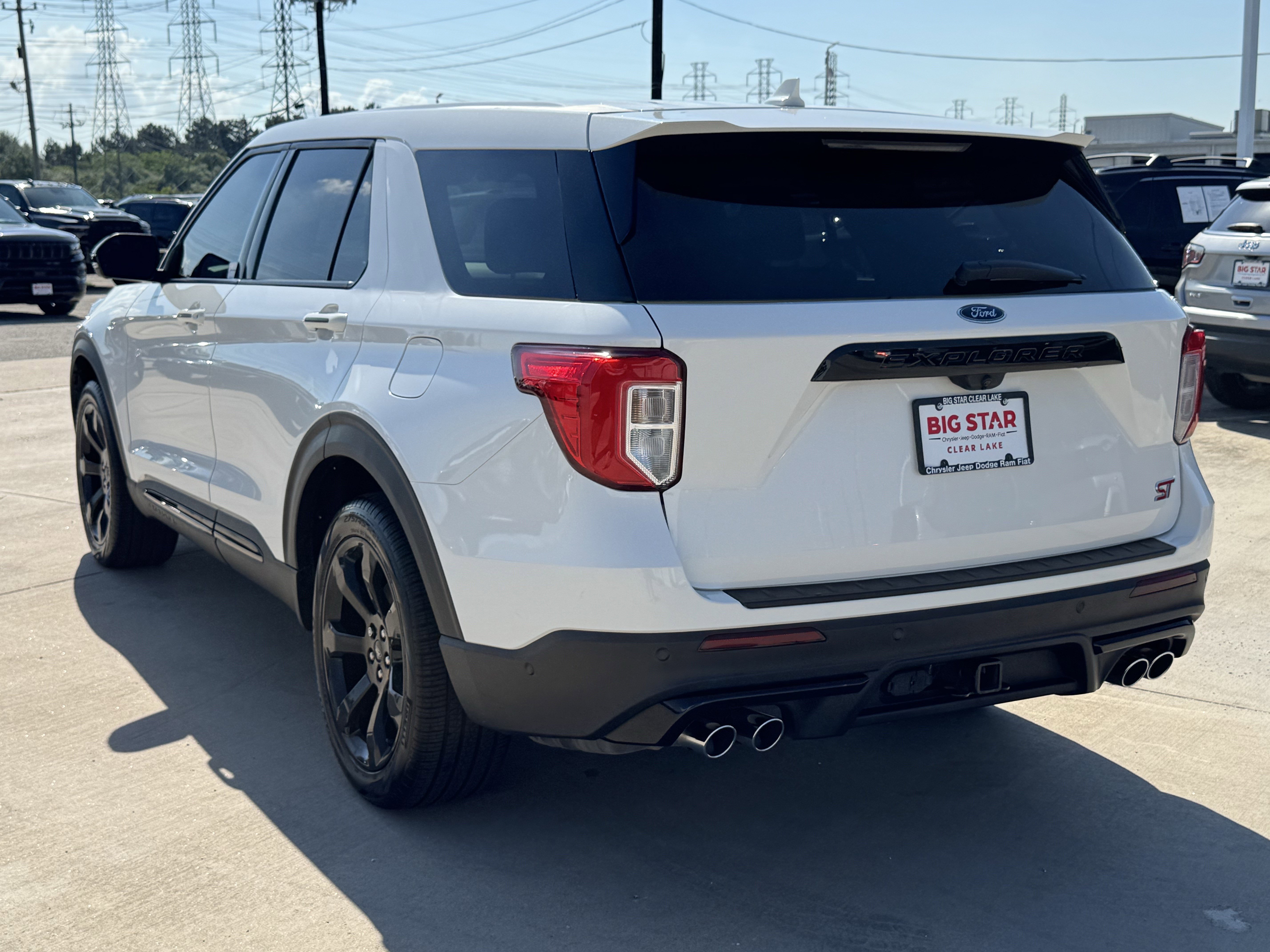 Used 2022 Ford Explorer ST w/ Equipment Group 401A AWD/4WD image 9