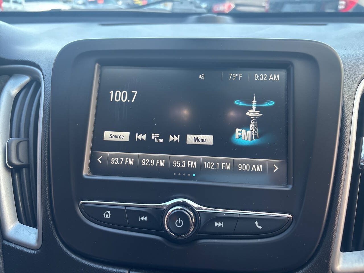 Used 2018 Chevrolet Malibu LS FWD image 23