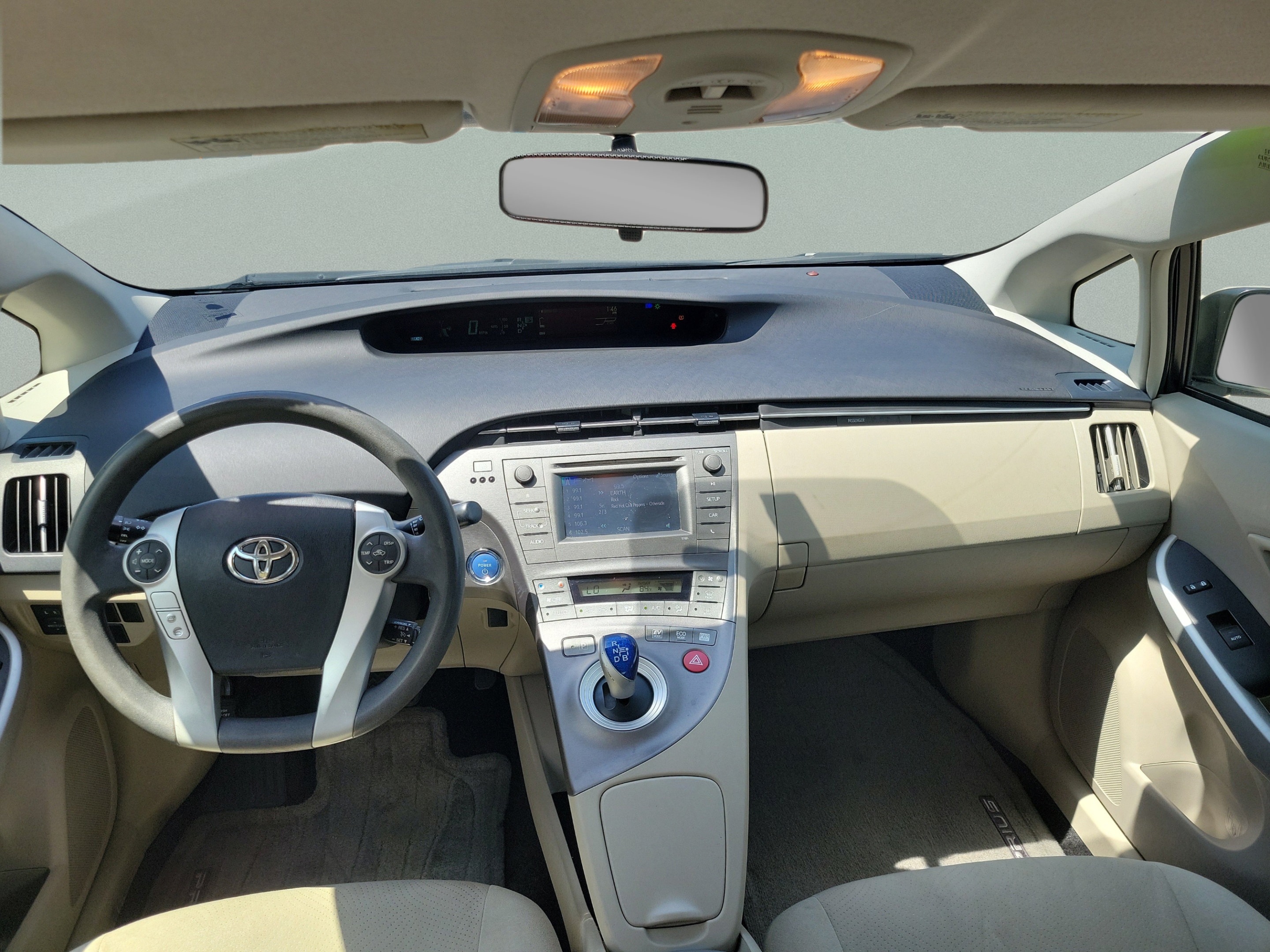 Used 2012 Toyota Prius Two FWD image 6