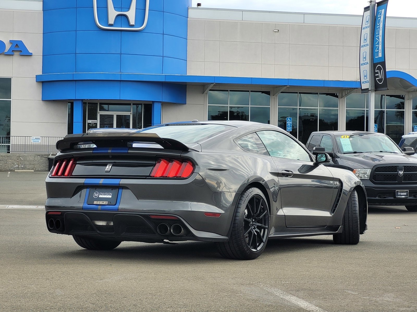 Used 2017 Ford Mustang Shelby GT350 w/ Electronics Package image 5