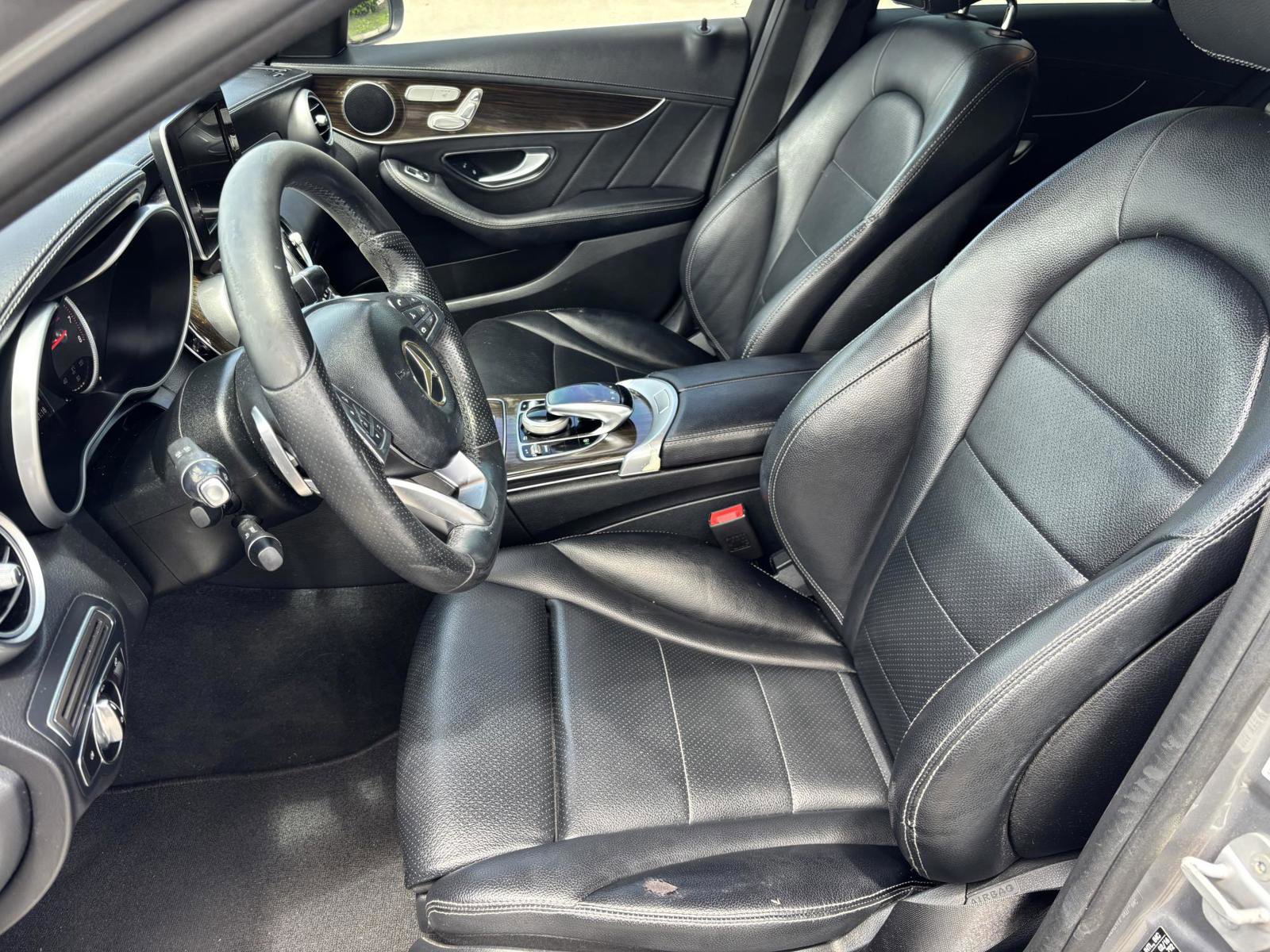 Used 2016 Mercedes-Benz C 300 Sedan image 7