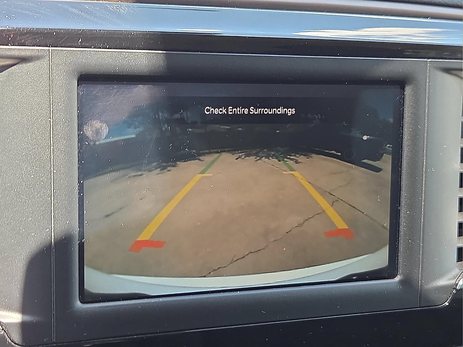 Used 2023 Chrysler Voyager LX FWD image 16