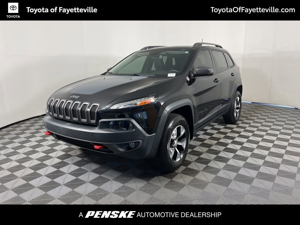 Used 2017 Jeep Cherokee Trailhawk image 1