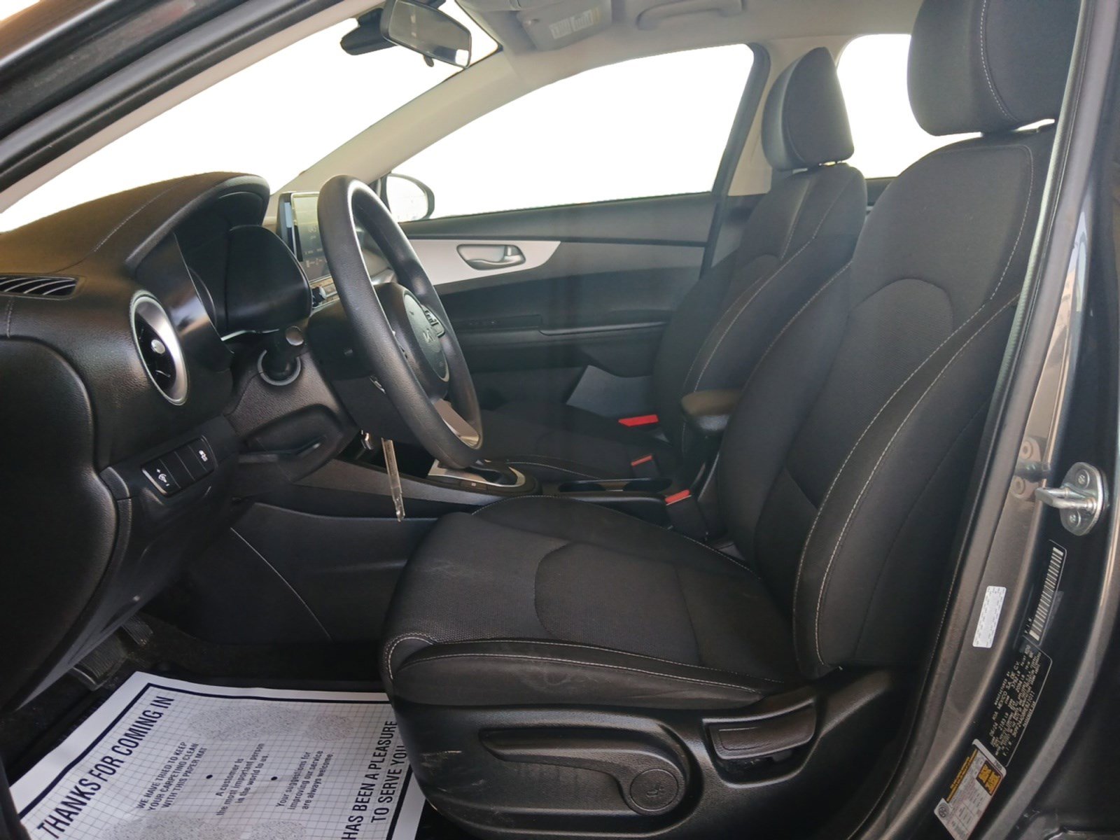 Used 2024 Kia Forte LX image 9