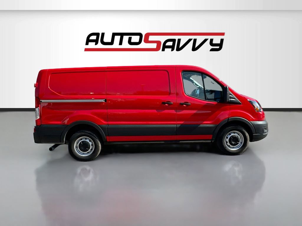 Used 2025 Ford Transit 150 Low Roof RWD image 8