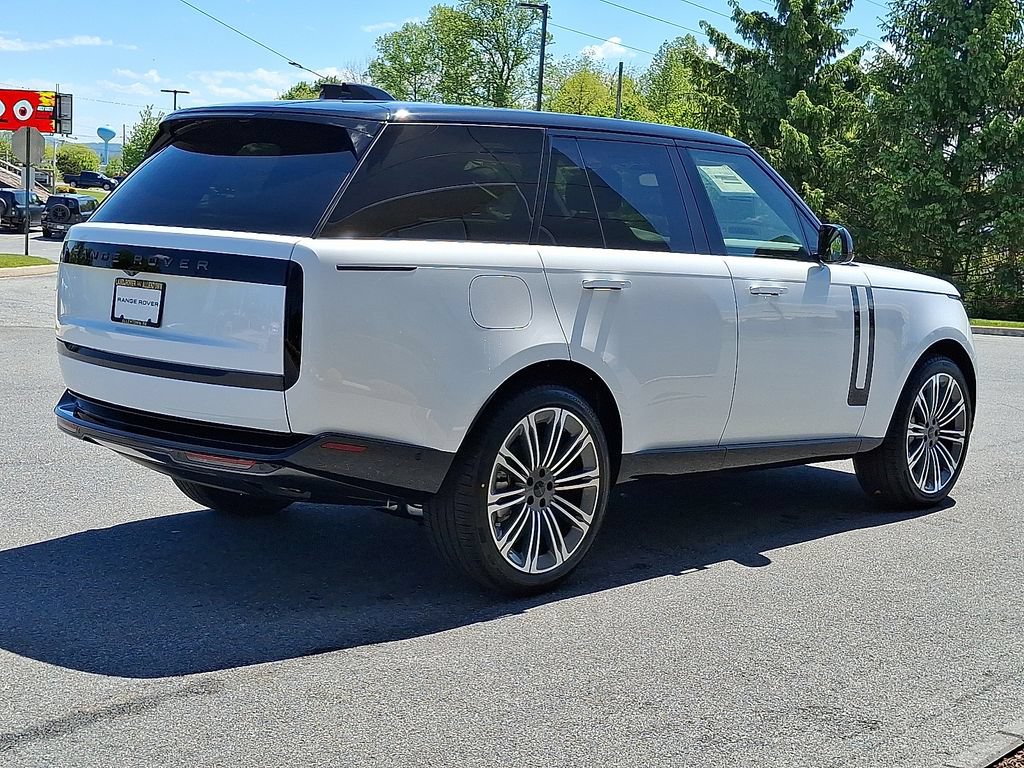 New 2026 Land Rover Range Rover SE AWD/4WD image 3