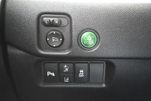 Used 2025 Honda Passport EX-L image 27