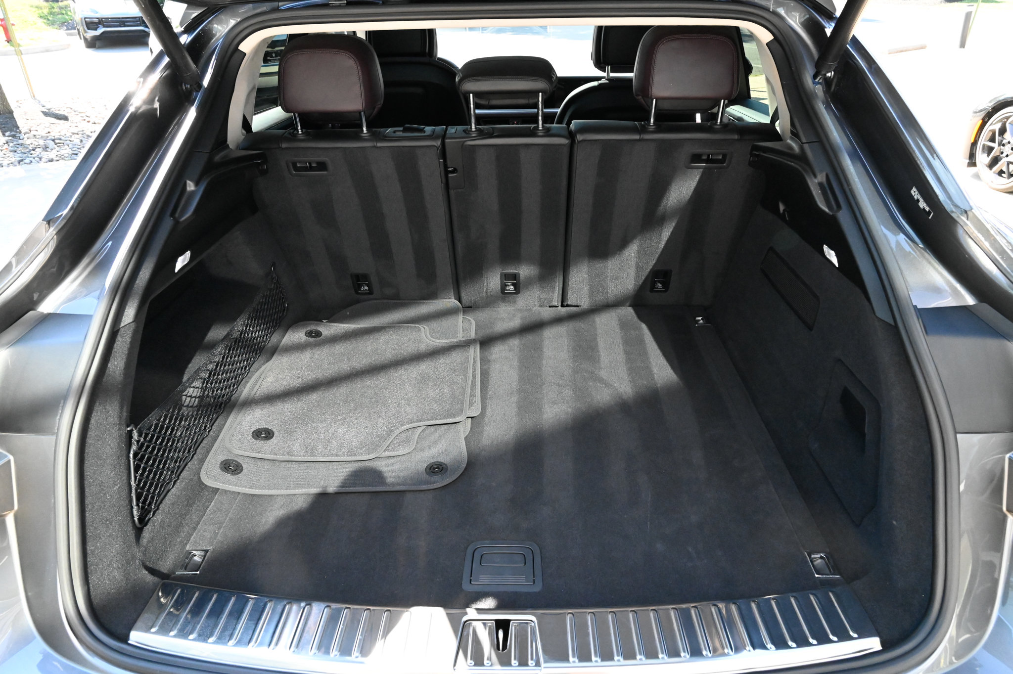 Used 2025 Porsche Cayenne S AWD/4WD image 45