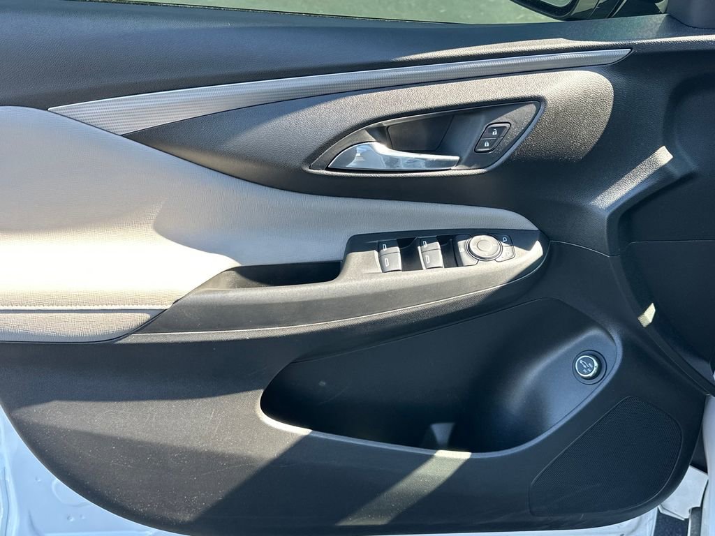Used 2025 Buick Envista Avenir FWD image 12