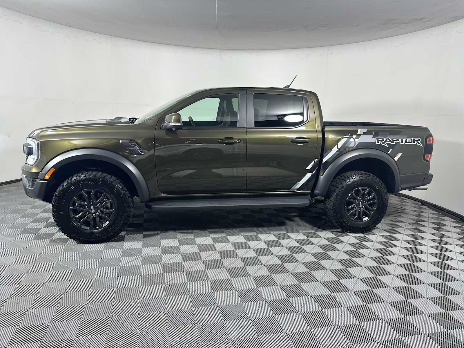 Used 2025 Ford Ranger Raptor AWD/4WD image 7