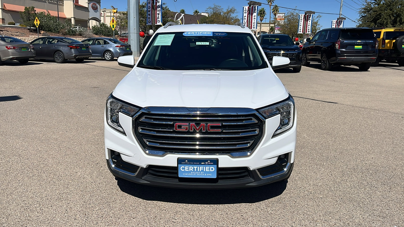 Certified 2024 GMC Terrain SLT image 2