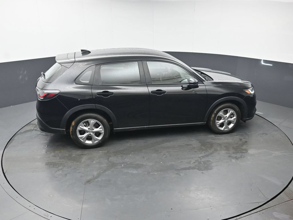 Used 2023 Honda HR-V LX image 36