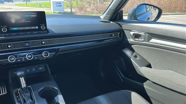 Used 2025 Honda Civic Sport image 23